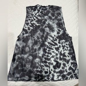 Lululemon muscle tank